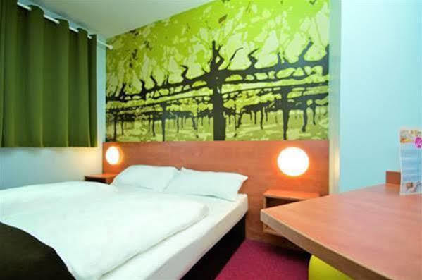 B&B Hotel Heilbronn Eksteriør billede